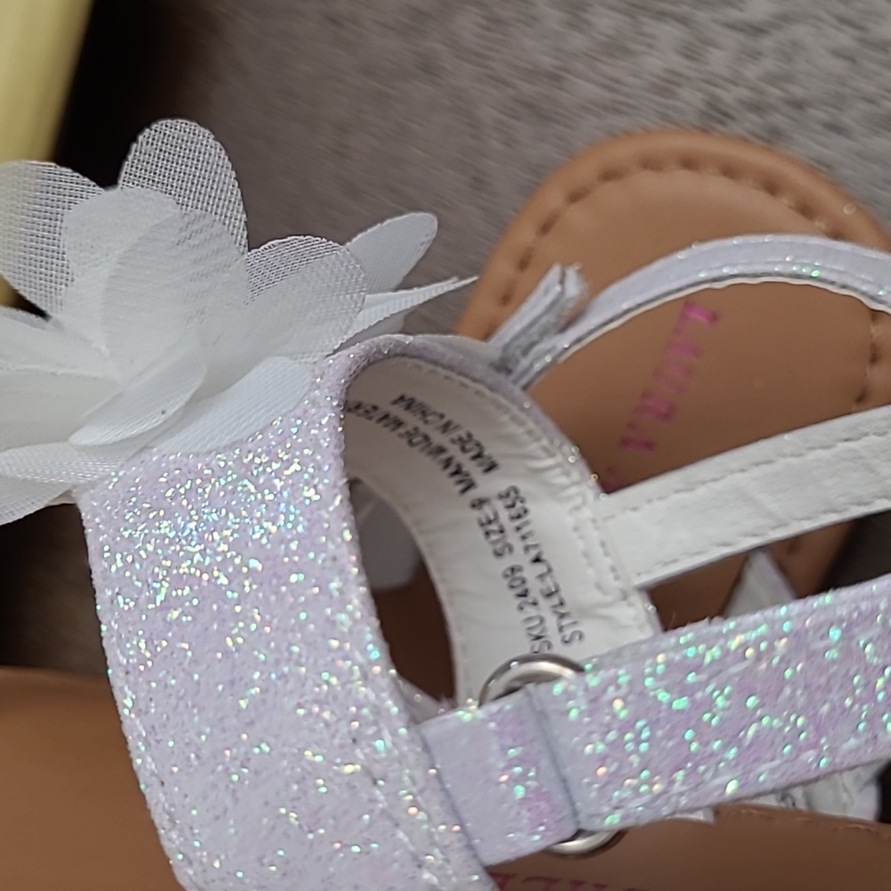 Laura Ashley 5-10 Girl Toddler Sandals - Picture 3 of 3